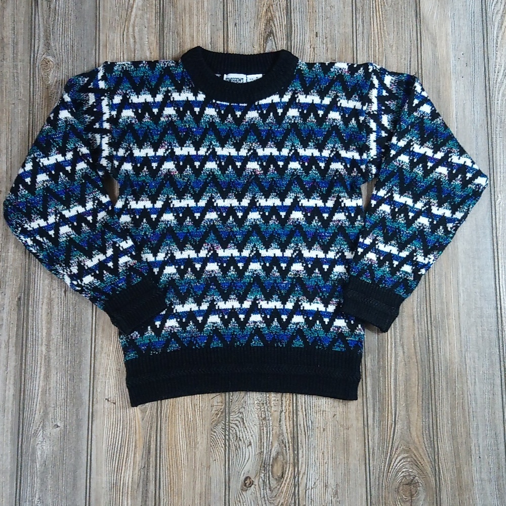 Vintage Retro Pattern Vibrant Long Sleeve Sweater Top